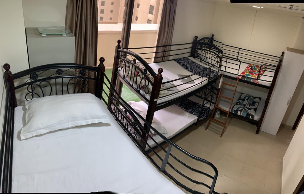 Bollywood Beach Hostel - Accommodation Dubai